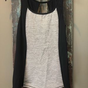 Lululemon top